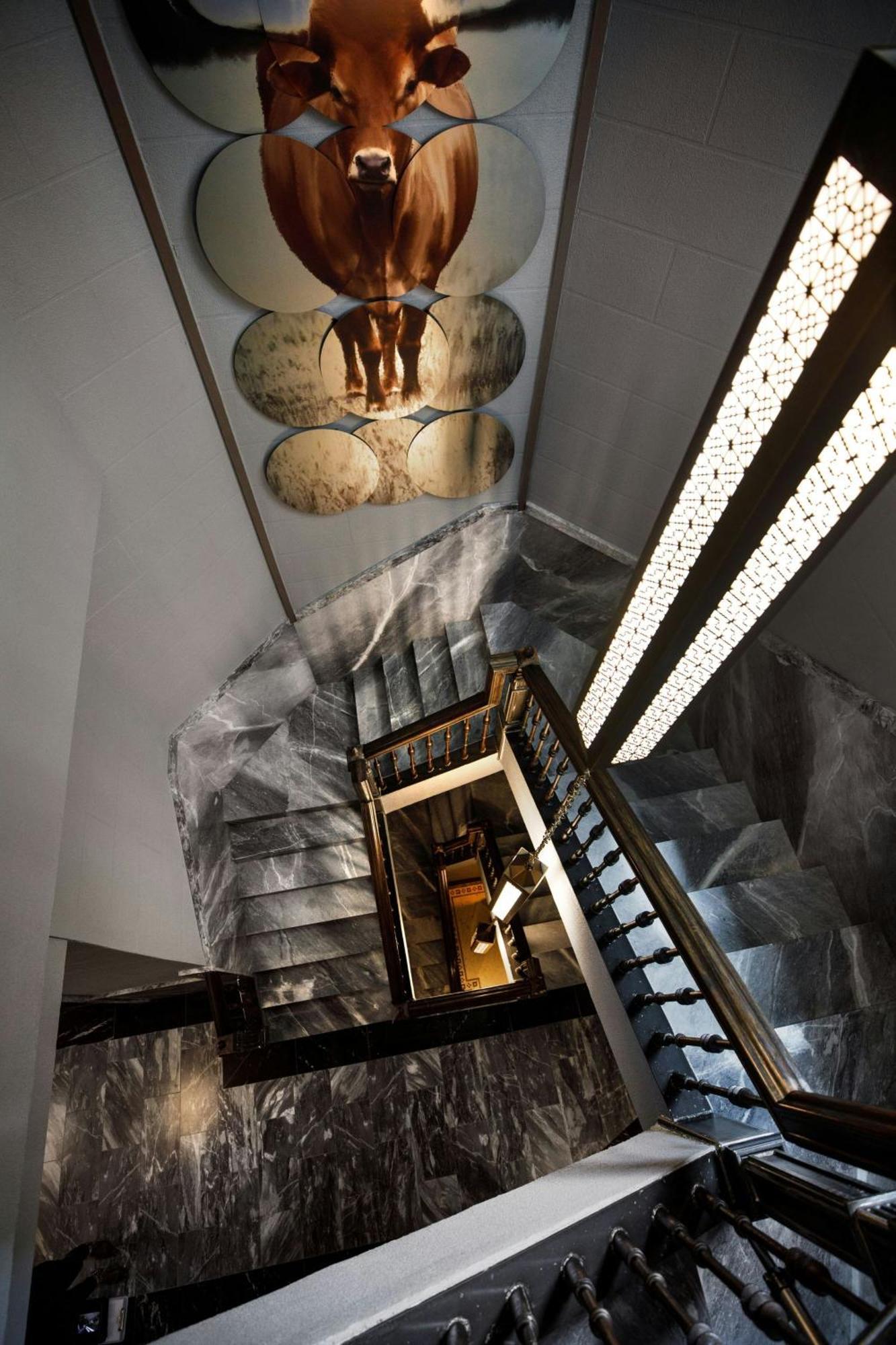 The Barfield, Autograph Collection 4*